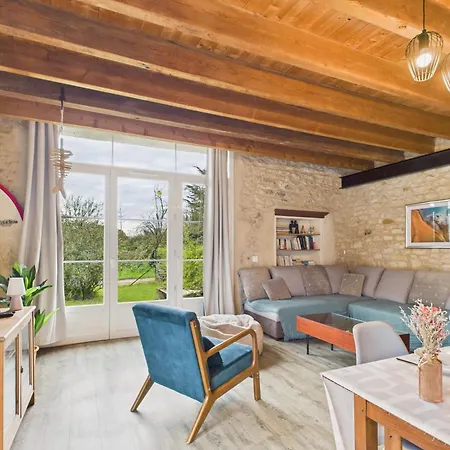 בית נופש Maison En Pierre Pour 4 Adultes,2 Enfants Avec Jardin סן-ונסן-סור-ז'אר
