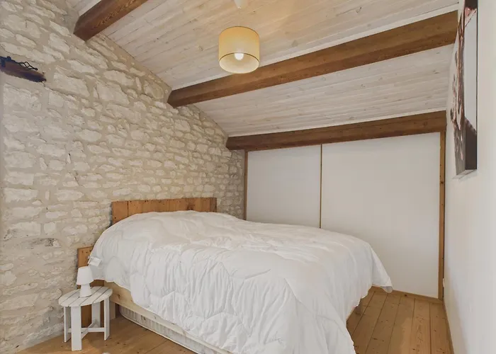 Maison Authentique En Pierre Pour 7 Avec Jardin *