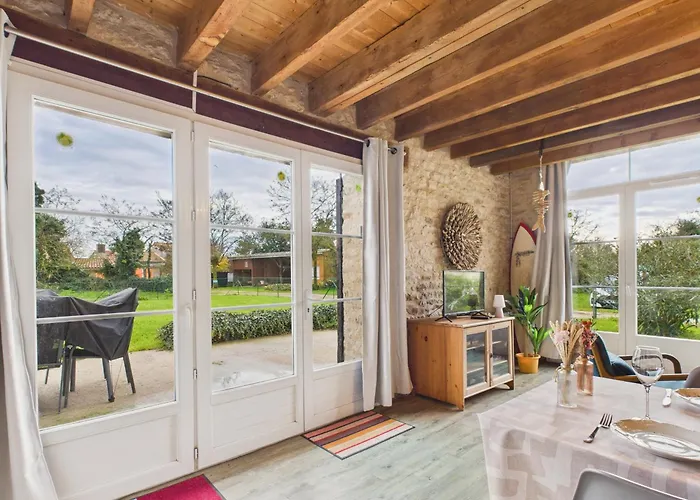 Maison Authentique En Pierre Pour 7 Avec Jardin